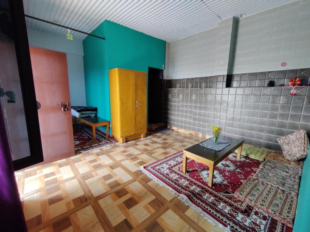 Bhanu Homestay, Kasar Devi อัลโมรา ภายนอก รูปภาพ