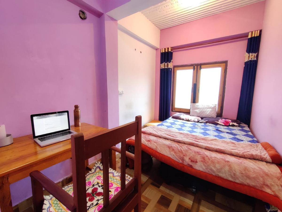 Bhanu Homestay, Kasar Devi อัลโมรา ภายนอก รูปภาพ